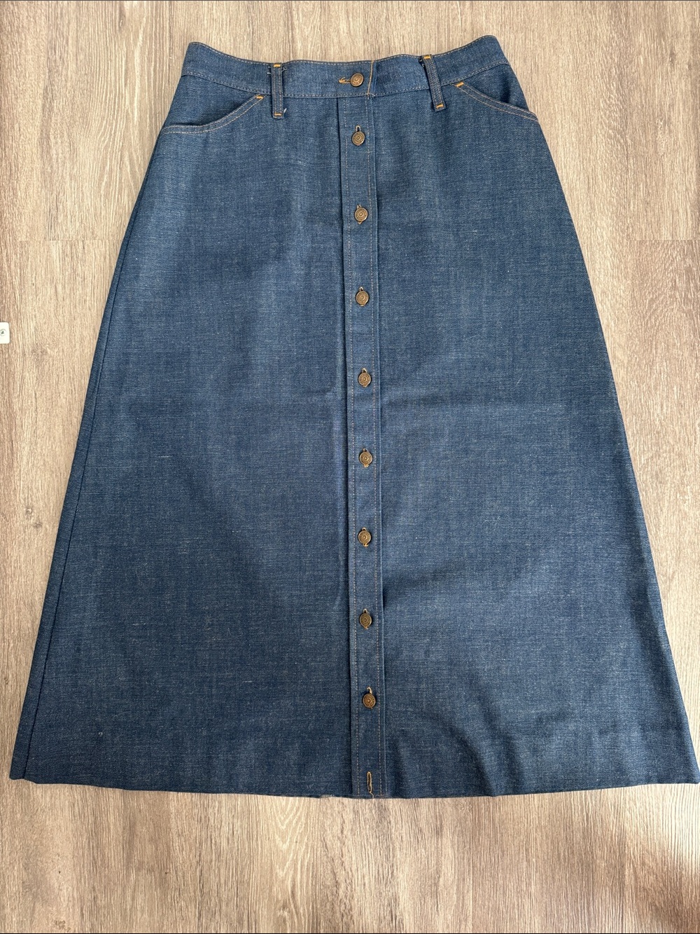 Vintage 1970s Levi's Orange Tab Medium Blue Button-Front A-Line Denim Skirt - Picture 12 of 16